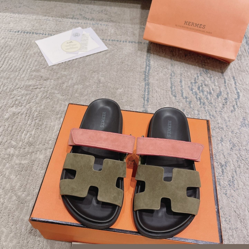 H**mes slippers